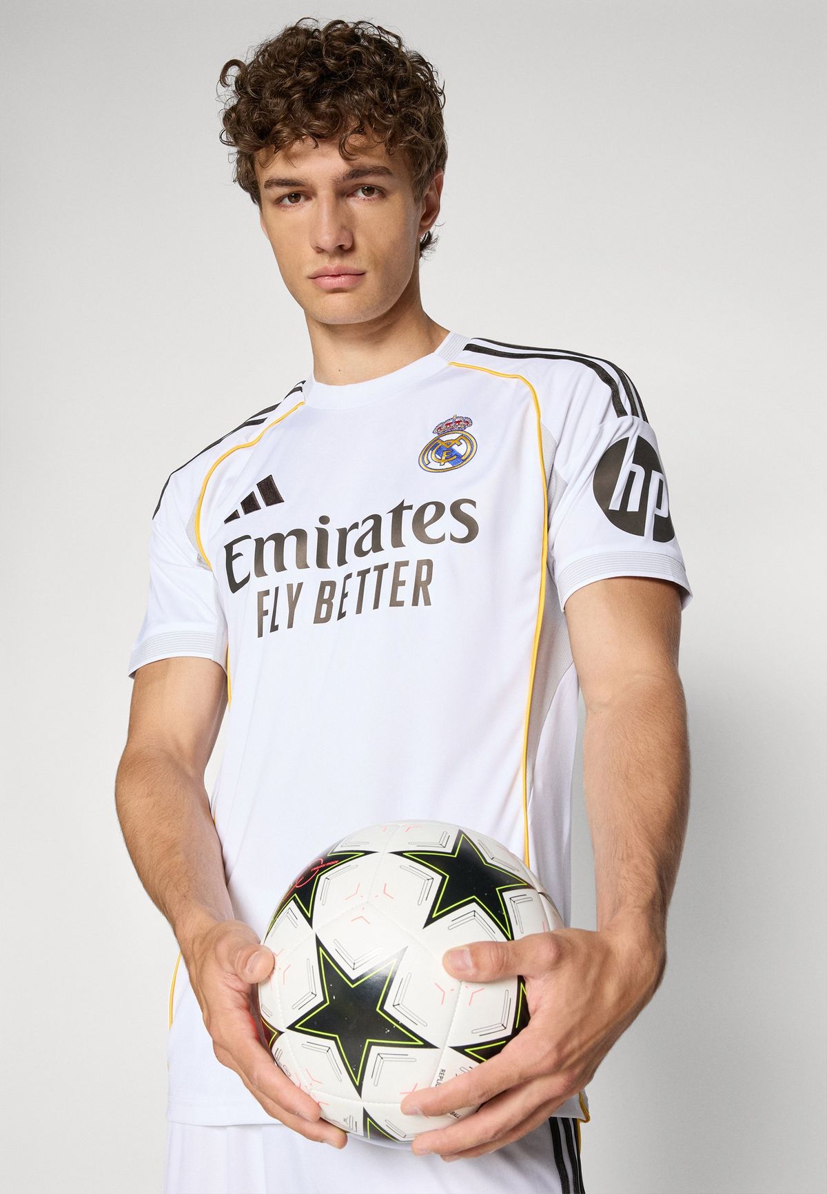 Real Madrid home kit