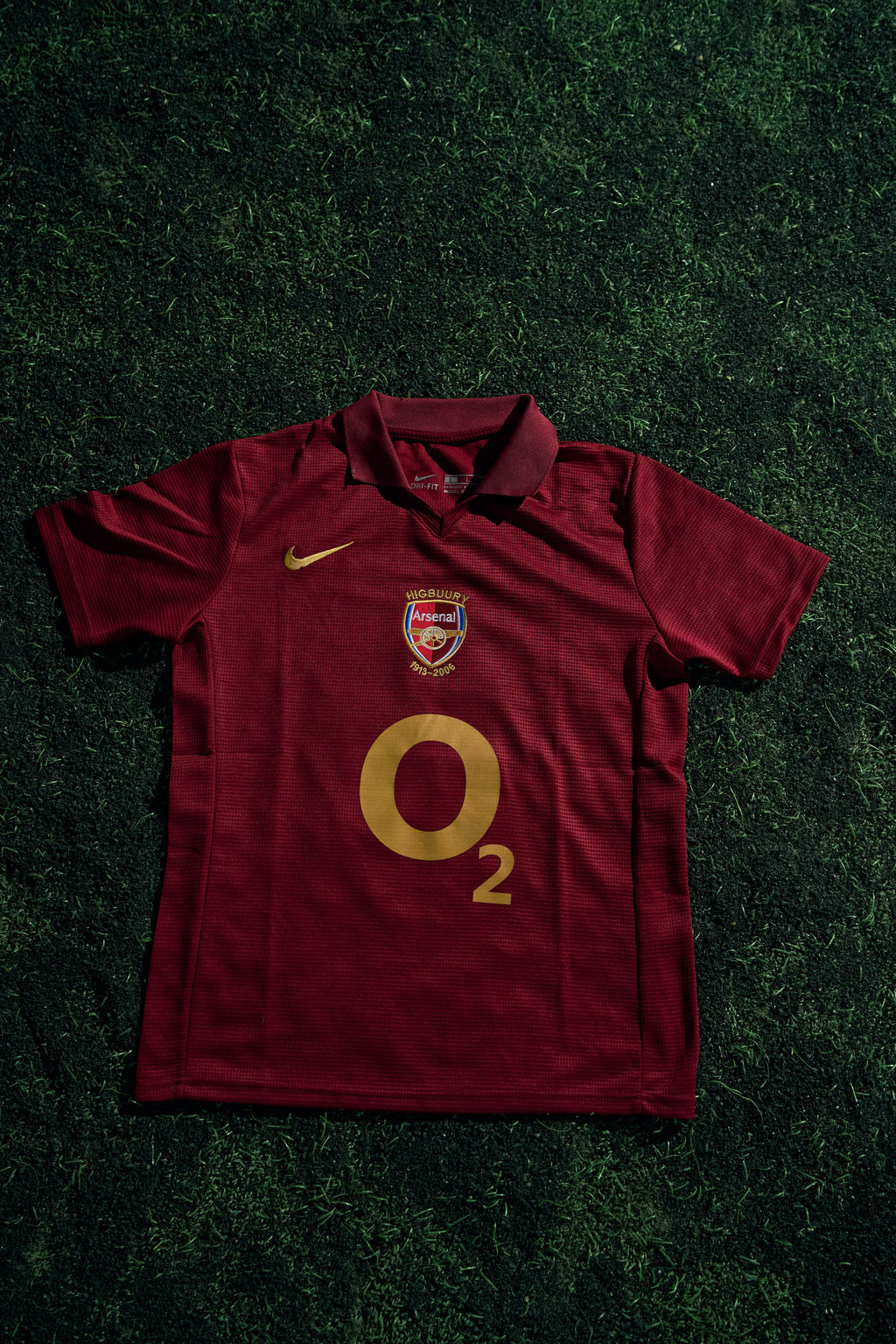 Arsenal 2005/2006 home jersey - Henry 14