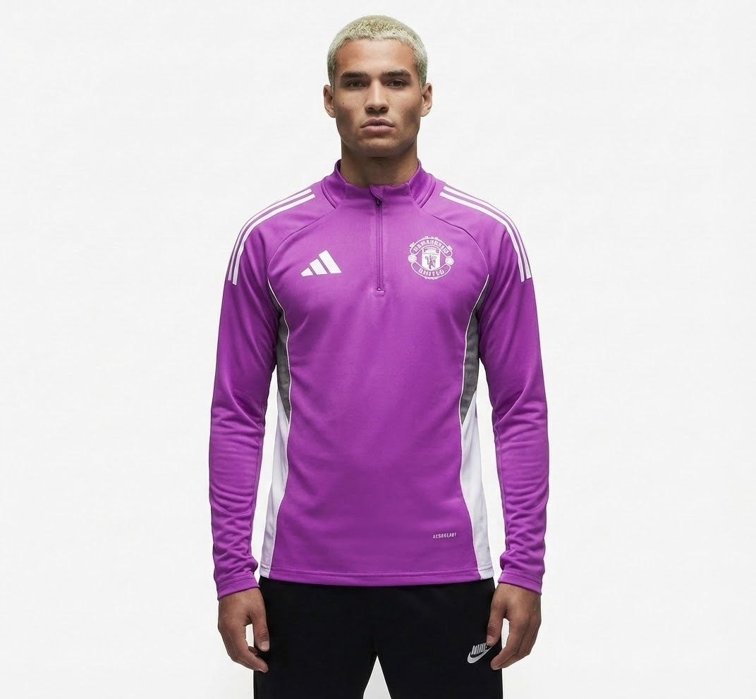 Manchester united track top