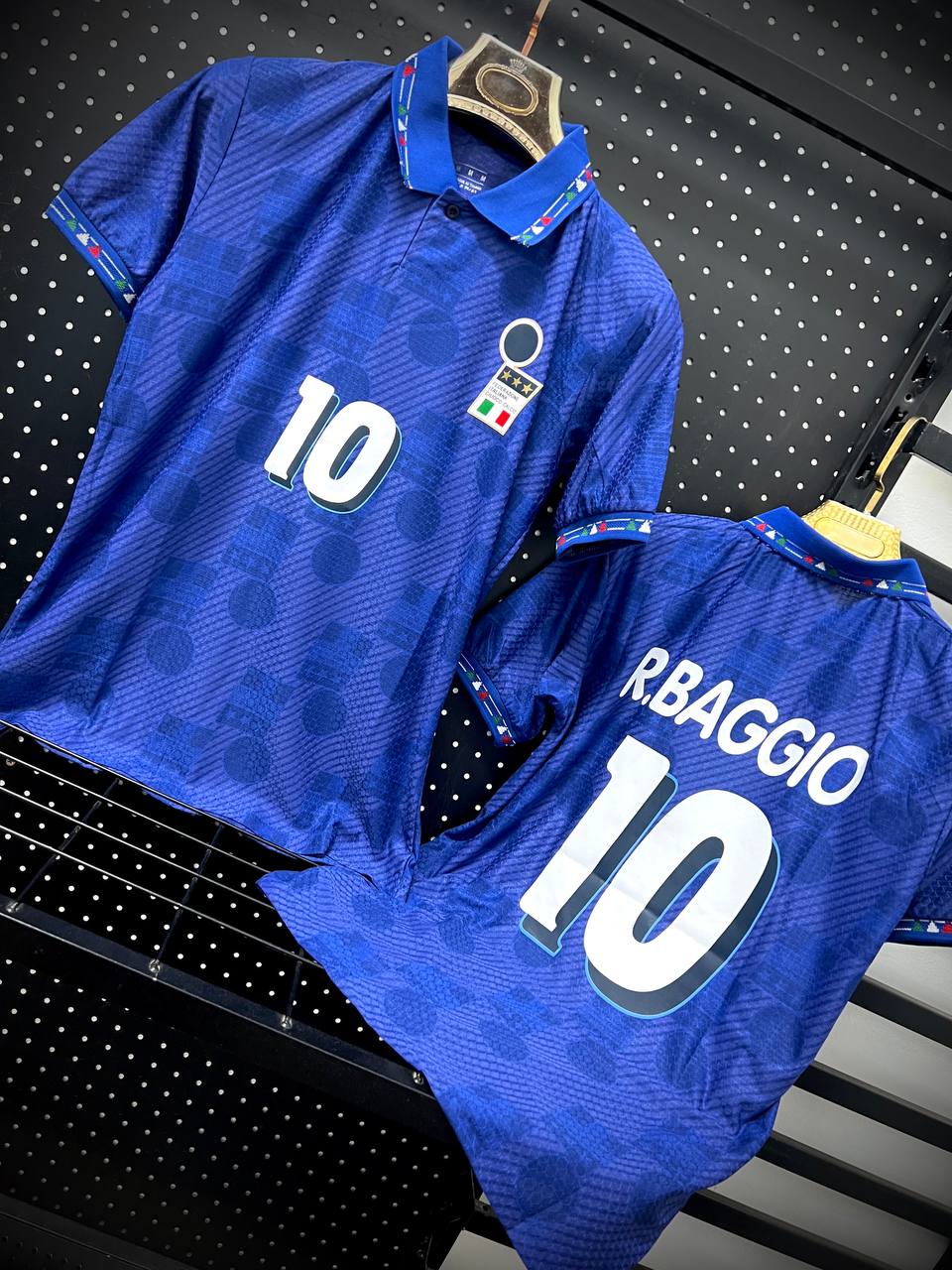 Italy home jersey 1994 - Baggio 10