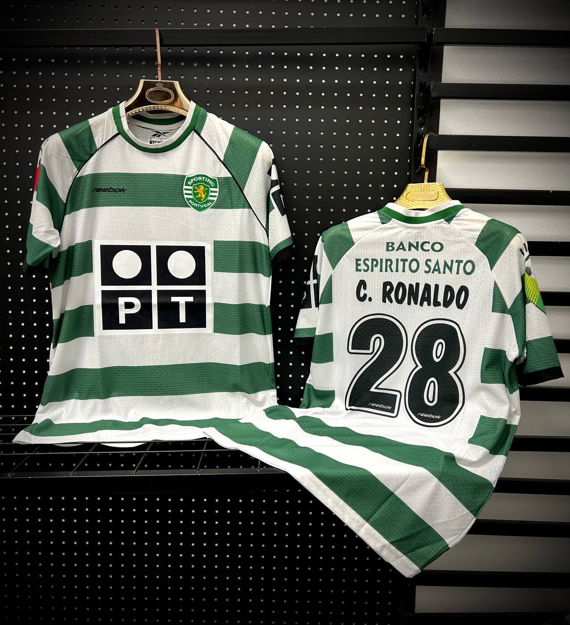 Cristiano Ronaldo's CP 2002/2003 home jersey