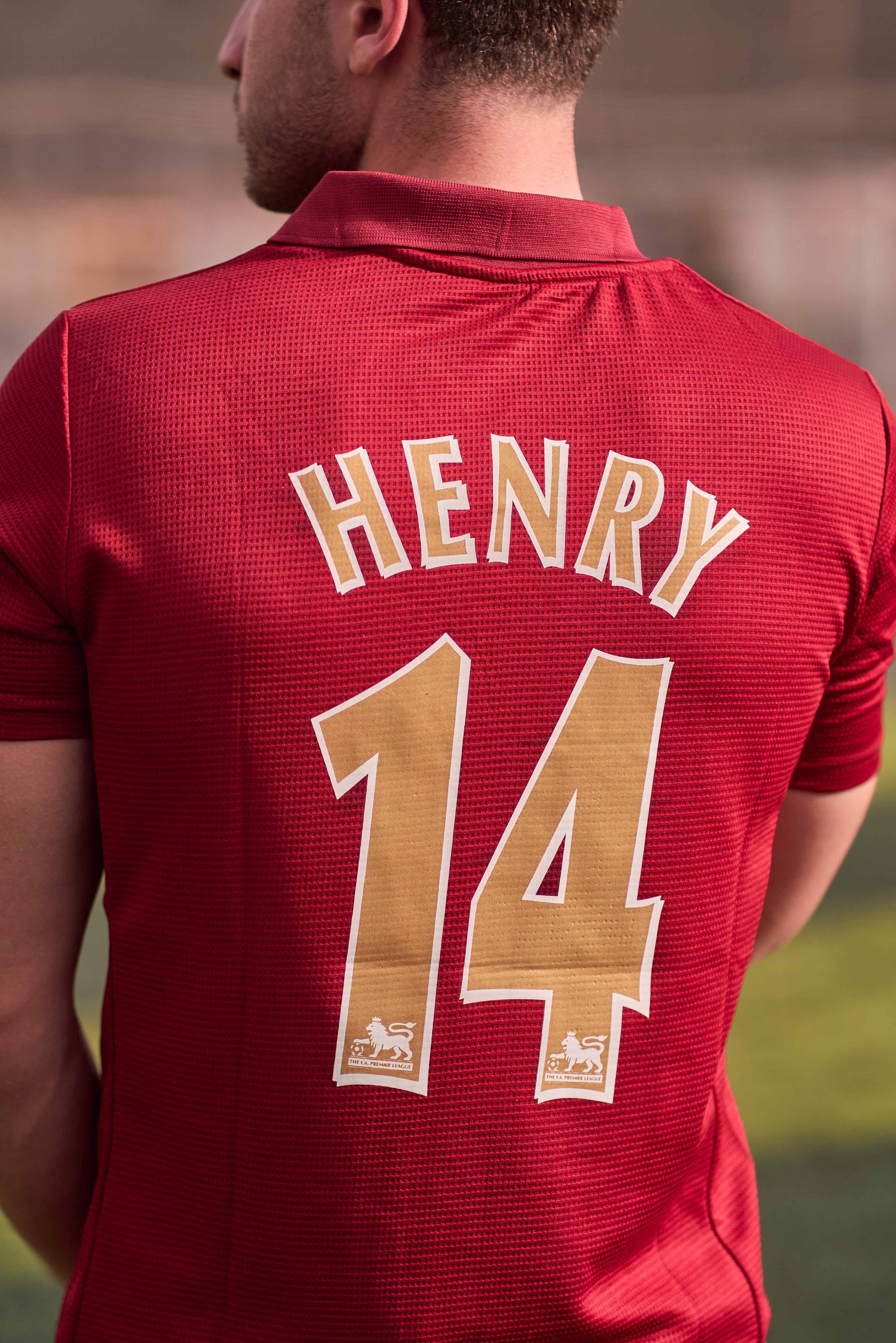 Arsenal 2005/2006 home jersey - Henry 14